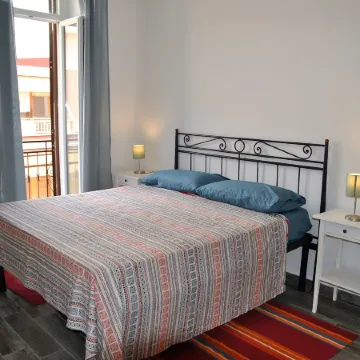 Air-Conditioned Apartment in the Center of Formia 400 Meters from the Station