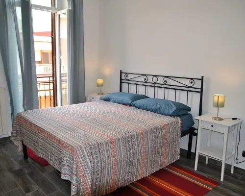 Air-Conditioned Apartment in the Center of Formia 400 Meters from the Station Hotels in Formia