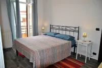 Air-Conditioned Apartment in the Center of Formia 400 Meters from the Station