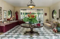 Hawaii Island Retreat