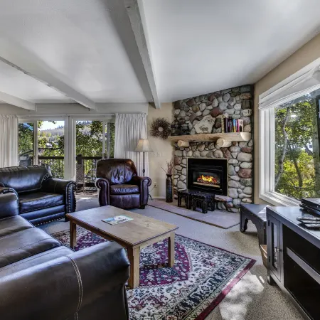 Woodbridge Condos by Snowmass Vacations