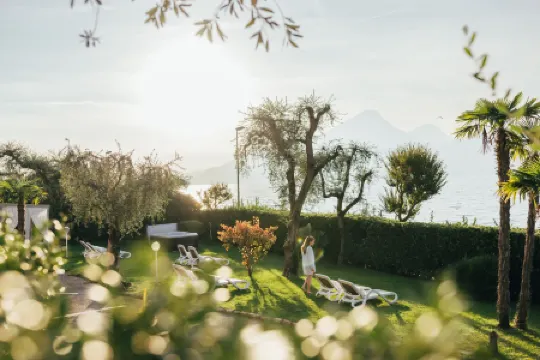 Hotel Orione - Lake Front Hotel