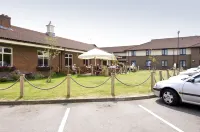 Oxford South (Didcot) Hotels in East Ilsley