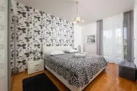 Coastal Comfort Apartment