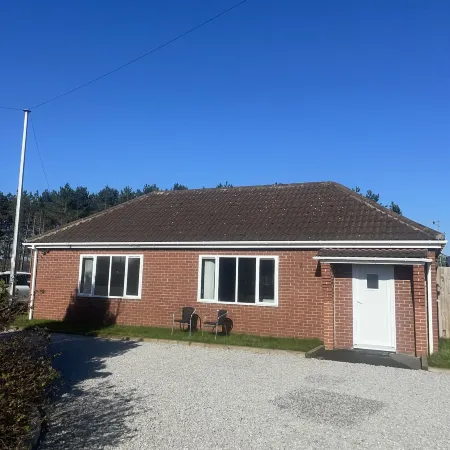 Cottage- 6Guests-Parking Available
