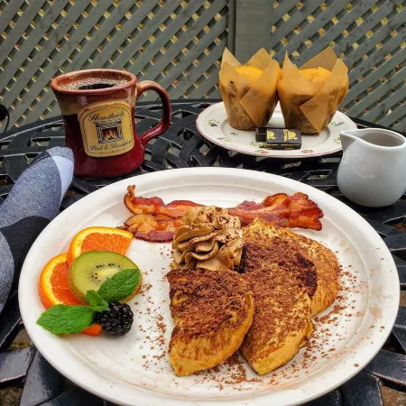 Hearthside Inn Отели рядом с достопримечательностью «Маунт-Дезерт»