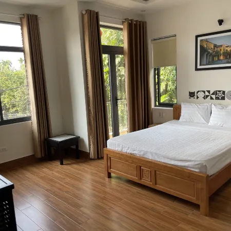 Thuong Da Riverside Homestay Отели рядом с достопримечательностью «Кантонский зал»