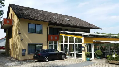 Hotel-Pension Haus Hubertus Hotel di Weigendorf