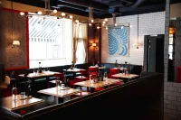 هوتل روث، وورلد هوتلز كرافتيد