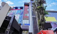 Fabhotel The Treenity House Hotels near Botanical Garden