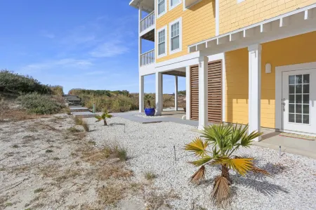 A Rendezvous, No Pets Allowed by Pristine Properties Vacation Rentals