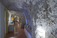 Luxury Villa, Pool, Sea Access, Large Terraces, Stupendous Views Hotels in Furore