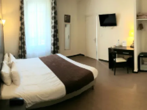 Brit Hotel Confort Auclair Hotéis em Gueret