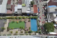Chic and Cozy Studio at Vida View Apartment Hotel a Panakkukang