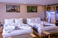 La Maison Royale South C - Rooftop Pools