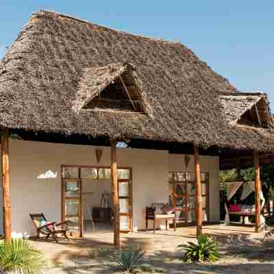 Tikitam Palms Boutique Hotel Hotel Exterior