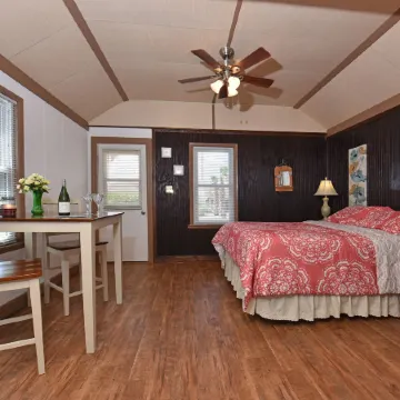 Snug Harbor Marina and Hotel