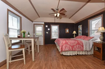 Snug Harbor Marina and Hotel Hotels near Beebe Ranch
