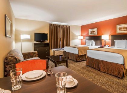 拉皮德城美茵斯坦套房飯店