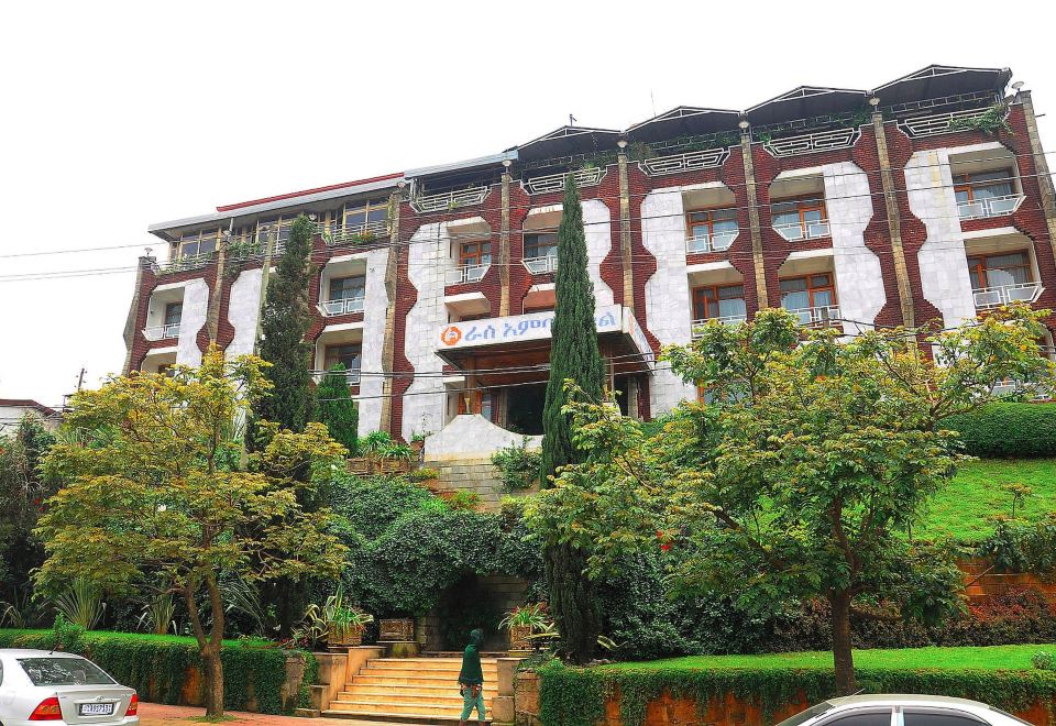 hotel overview picture