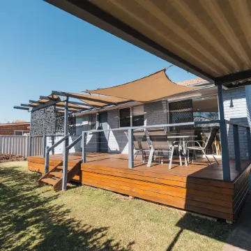 West End Motor Lodge