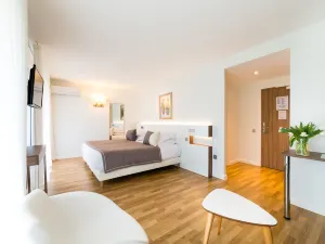 호텔 헬리오스 앙티브