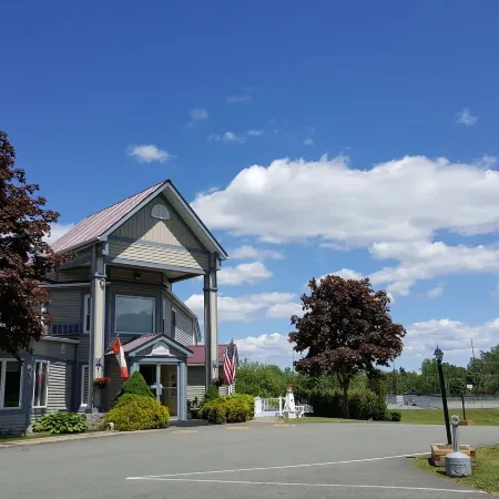 Granite Town Hotel Отели в г. Шарлотт