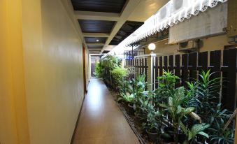 JJ Residence