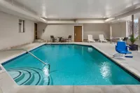 Baymont by Wyndham Belleville Airport Area Hotels in Van Buren Charter Township
