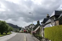 Glenalbyn Cottage Hotels in Crieff