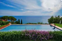 Villa Riviera Resort - Beach