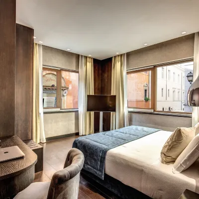 Prassede Palace Hotel Hotels near Cavour Metro Station