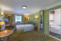 Fletcher Hotel-Restaurant Kasteel Erenstein Hotels in Kerkrade