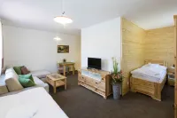 Rezort Gothal Apartmány a Penzióny - piscina