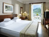 グランド ホテル トプリチェ - サヴァ ホテルズ & リゾーツ ブレッドのホテル