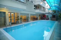 Royal Park Residence Hotel - Pools