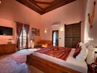 Riad les Ammonites and Spa Hotels near Rahba Kedima Square