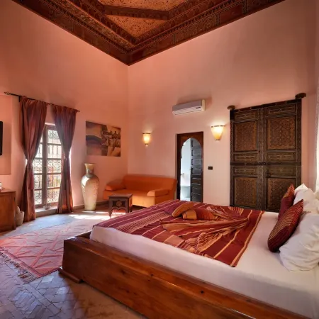 Riad les Ammonites and Spa