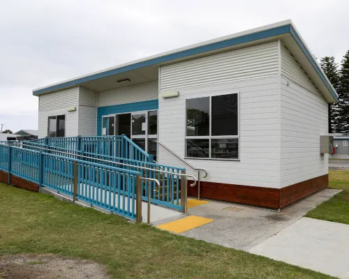 Windang Tourist Park Hotels in Shellharbour