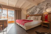 Olimpia Hotel - Parvekkeita