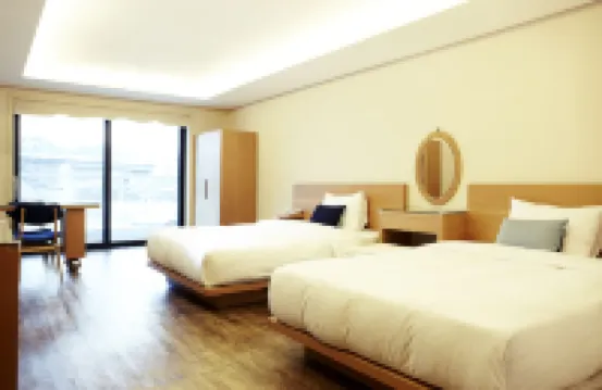 Geobukseon Hotel