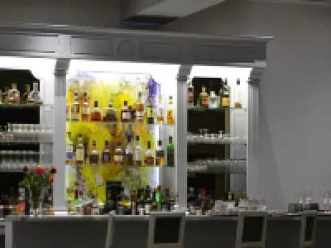 Hotel Restaurant Pavillon Bleu โรงแรมในOlivet