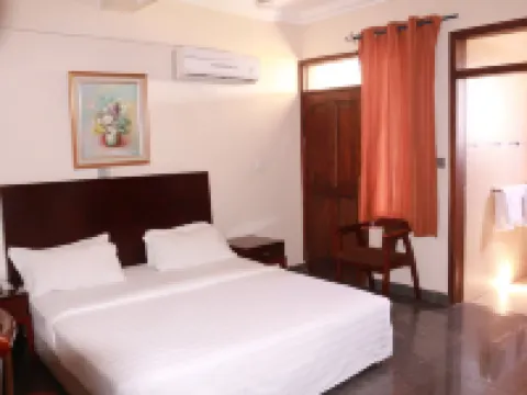 Windy Bay Guest House Hotels in Awutu