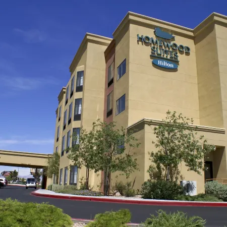 Homewood Suites by Hilton Las Vegas Airport Отели рядом с достопримечательностью «Арена «Т-Мобайл»»