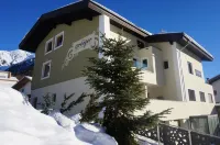 Pension Sprenger Hotels in Reschen am See