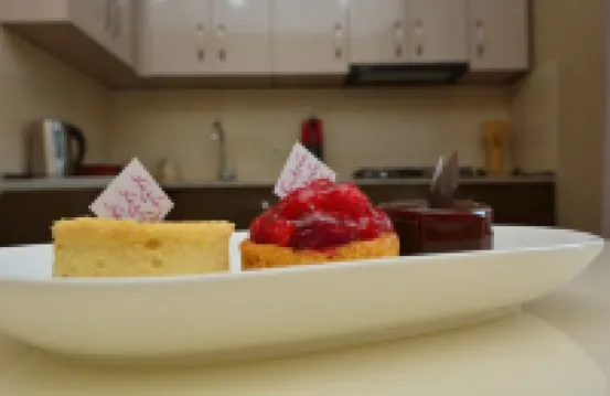 アパートメント ダット Exx オン ザ マルジャニシビリ