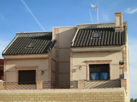 Casa Rural Virgen de las Cruces Отели в г. Кампо де Даймьель