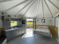 Acdc Glamping, Campervan , Caravan and Tent Resort Hotels near Willows Animal Sanctuary
