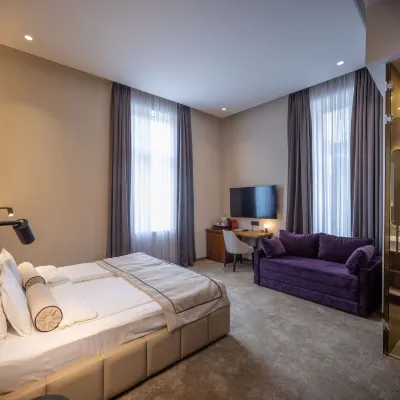 皇家府邸酒店 鄰近米哈伊洛大公街的酒店