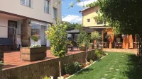 Villa Aurora Hotel in zona Monastero di Aladzha